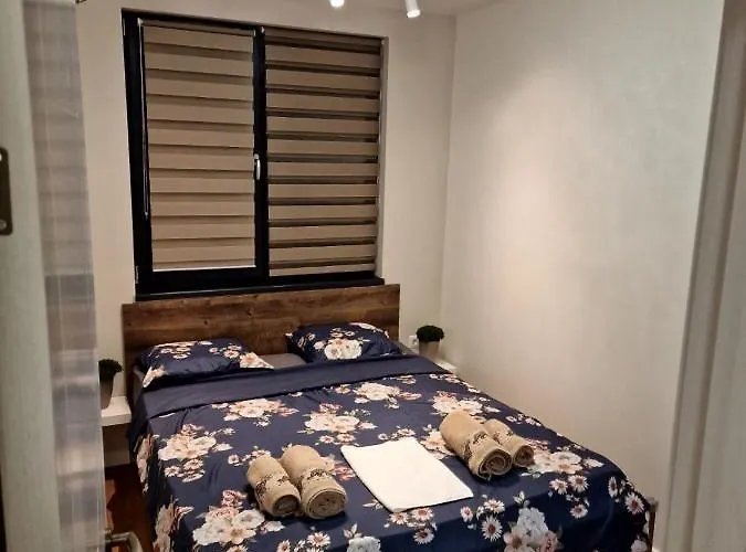 דירה Cozy With Balcony, 5 Min Away From The Beach- Part Of The Family 'vicki Apart