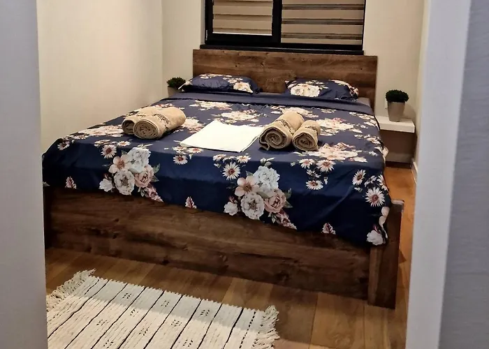 דירה Cozy With Balcony, 5 Min Away From The Beach- Part Of The Family 'vicki Apart *